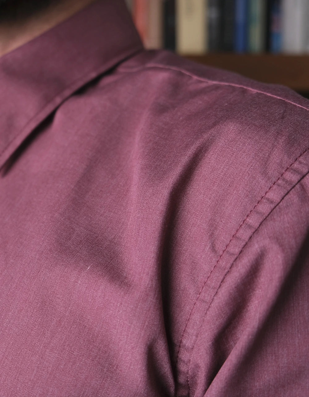 Camisa Manga Larga Sin Textura Color Vino Tinto Palido - Moldería slim