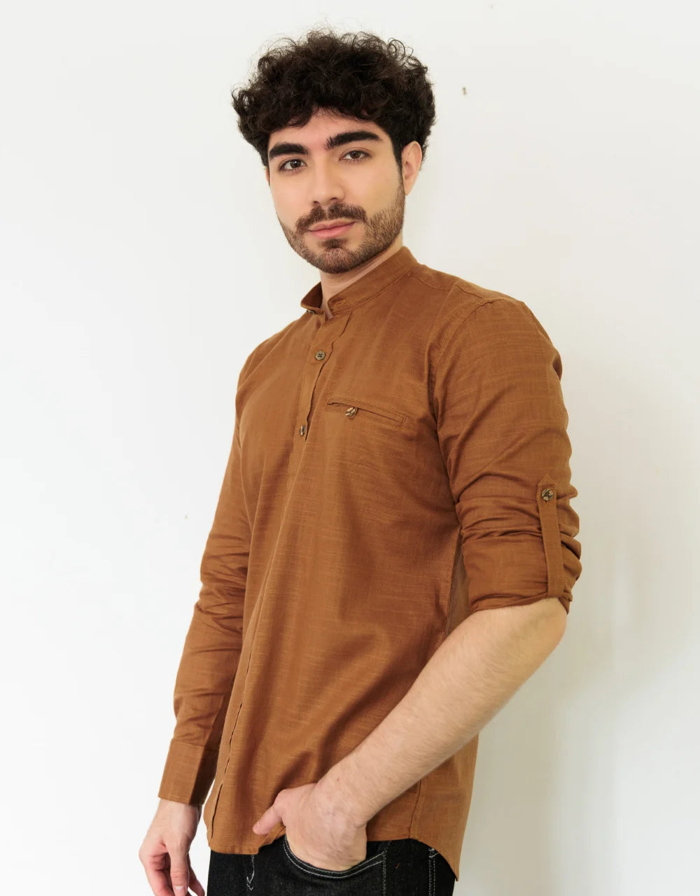 Camisa Manga Larga Café Oscuro Cuello Neru - Moldería slim