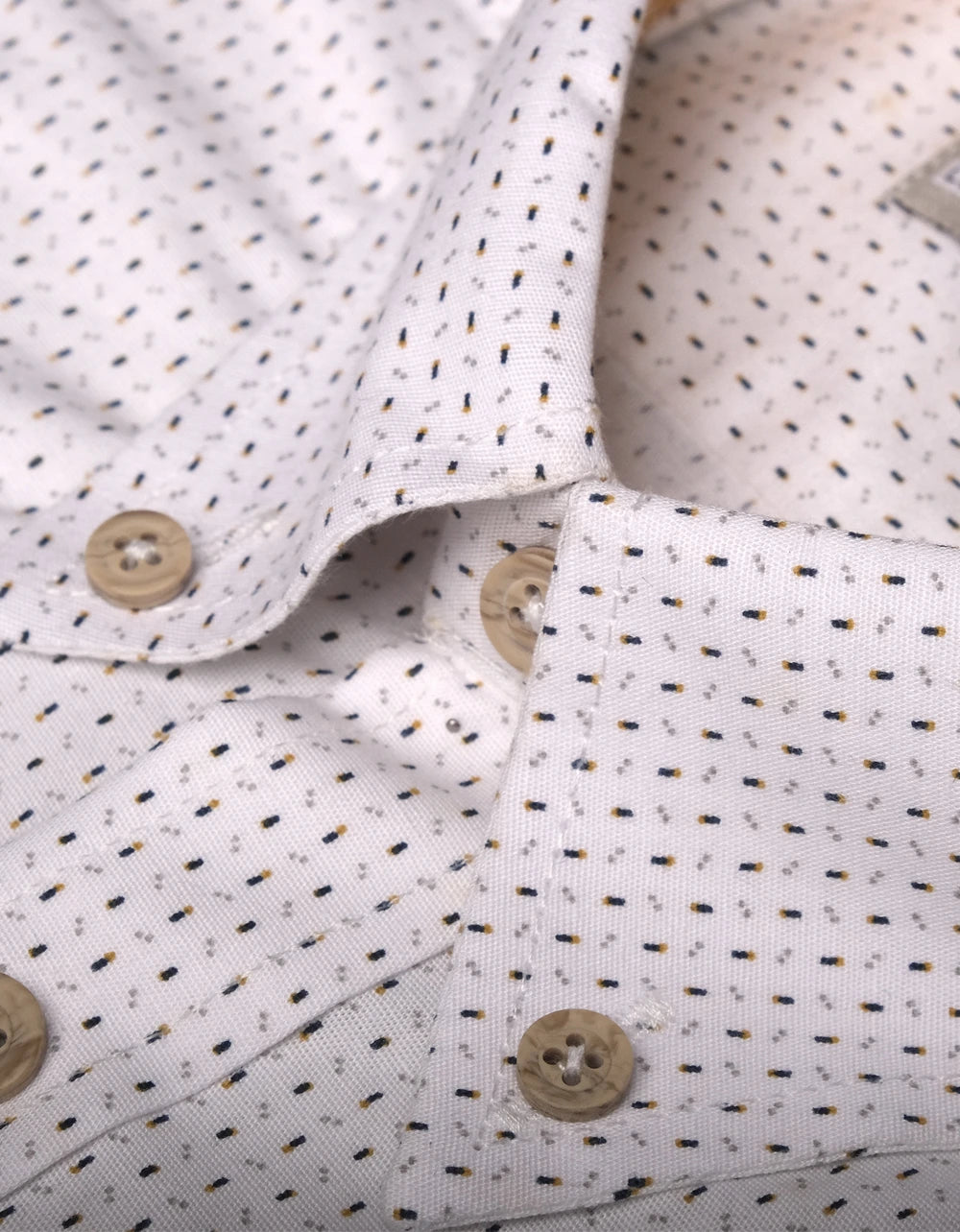 Camisa Manga Larga Print Puntos Mostaza Y Negro - Moldería informal
