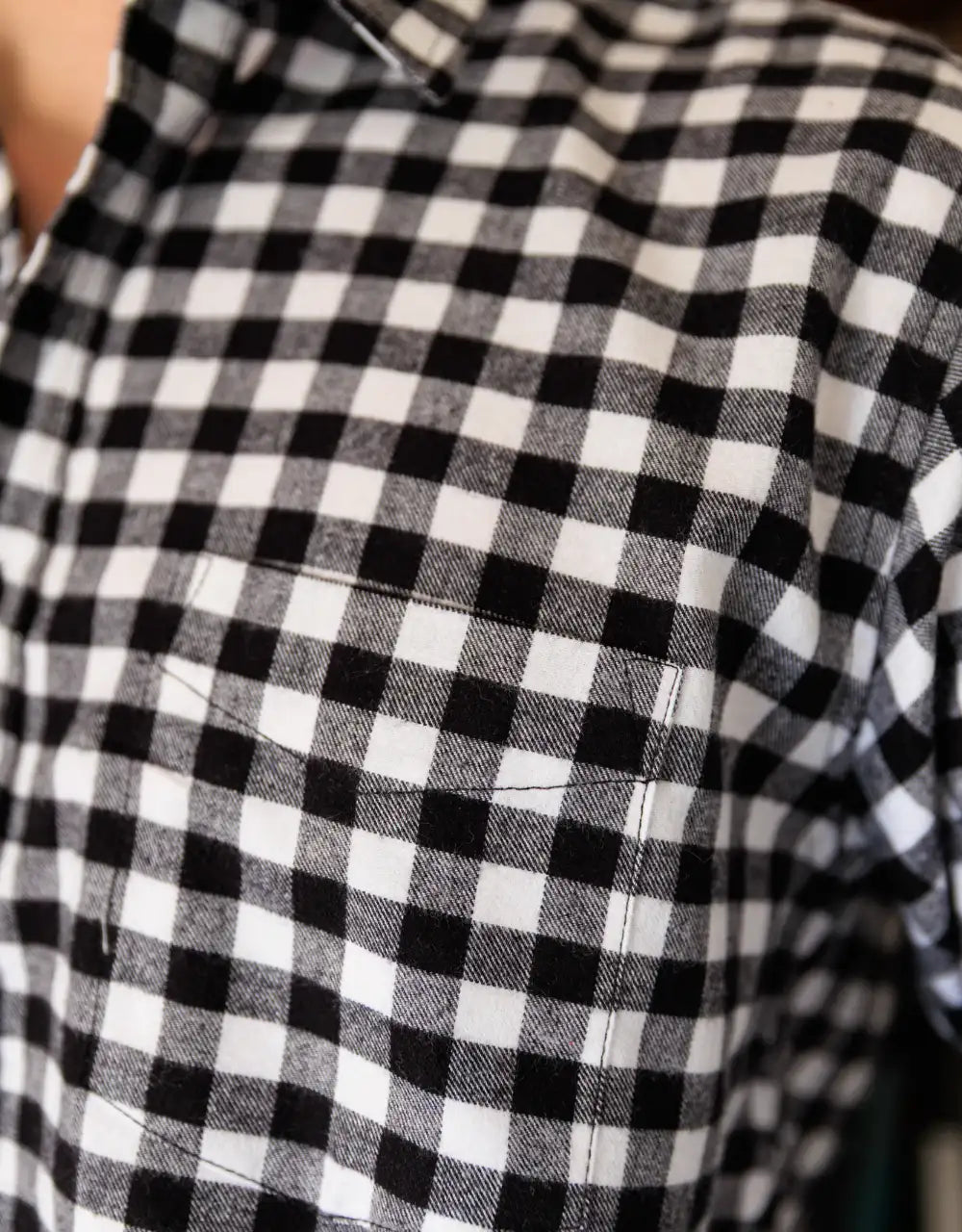 Leñadora Manga Larga Cuadros Negros Y Blancos - Moldería informa