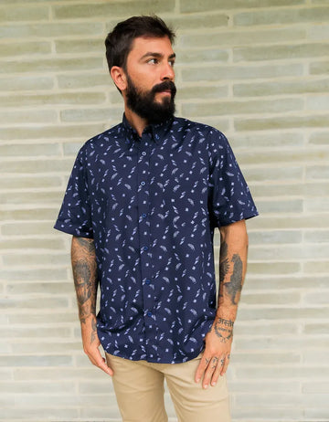 Camisa Manga Corta Azul Estampado Hojas - Mordería clásica