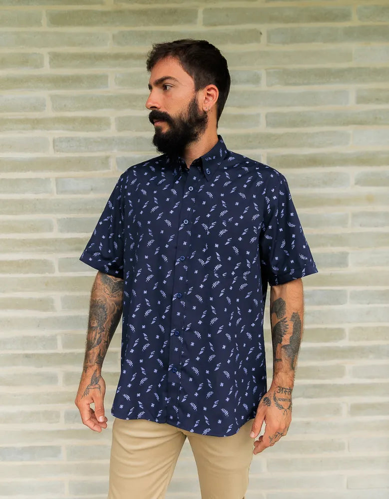Camisa Manga Corta Azul Estampado Hojas - Mordería clásica